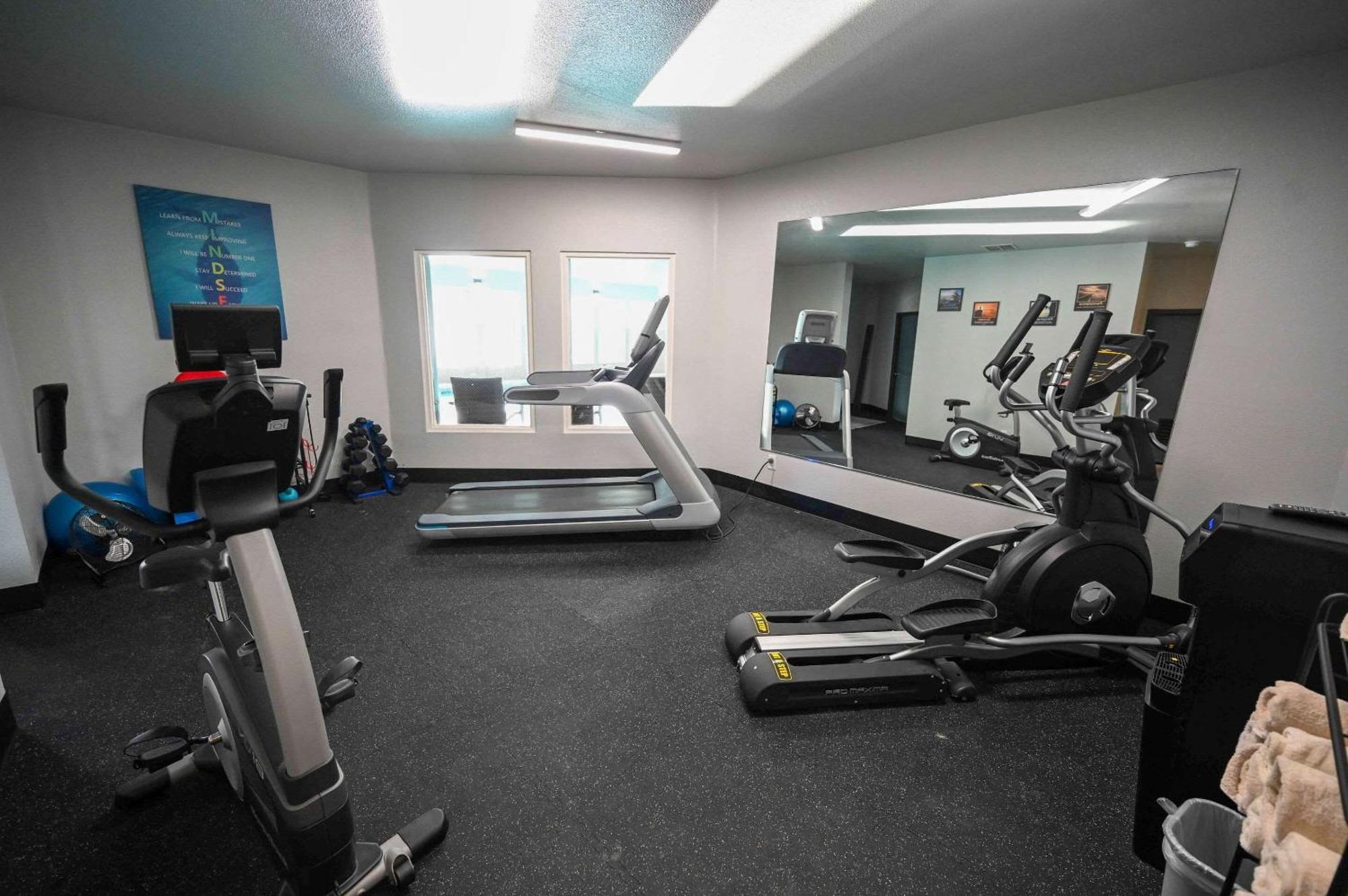 קוס ביי Edgewater Inn And Suites, Ascend Hotel Collection מראה חיצוני תמונה