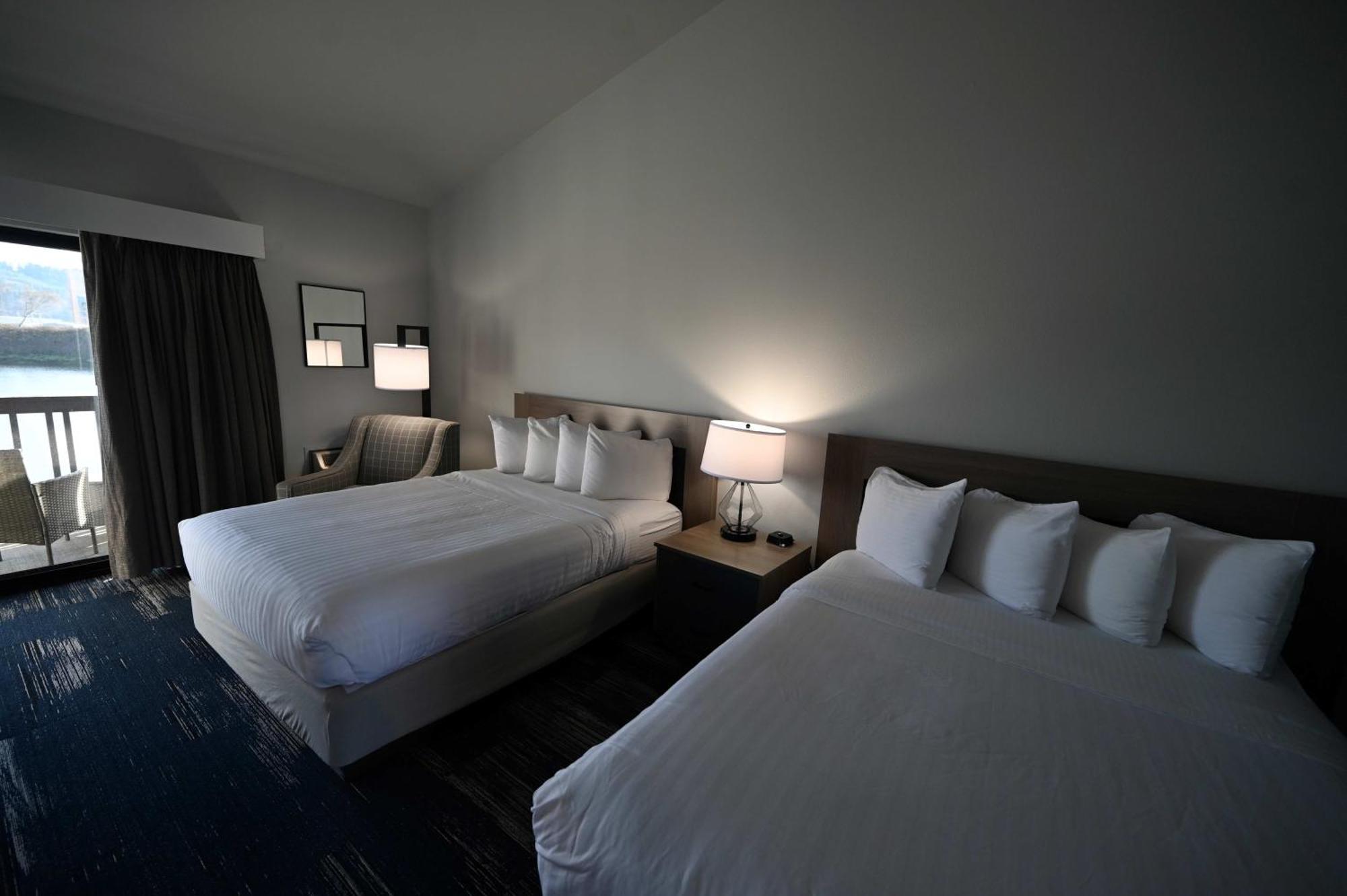 קוס ביי Edgewater Inn And Suites, Ascend Hotel Collection מראה חיצוני תמונה