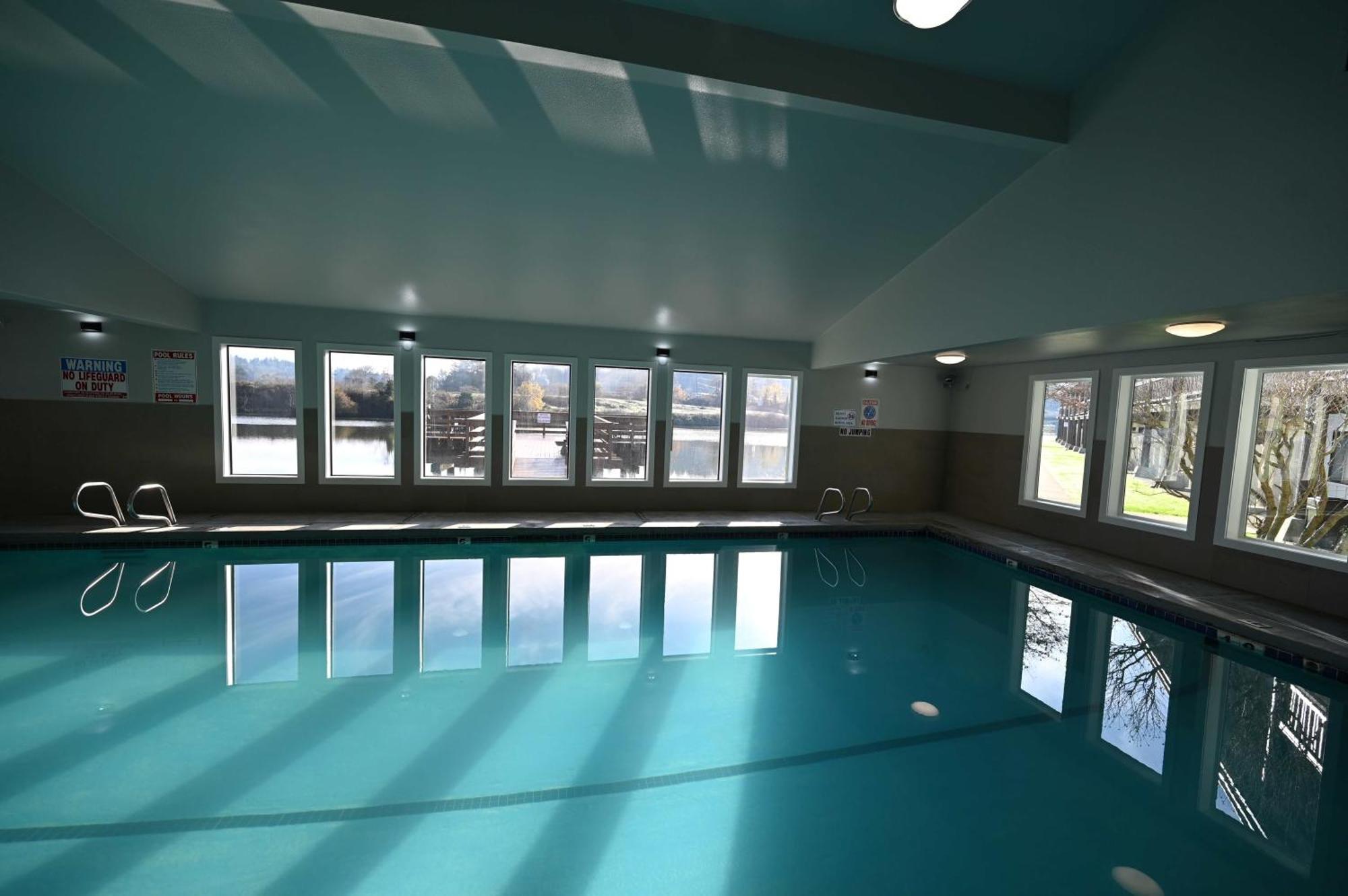 קוס ביי Edgewater Inn And Suites, Ascend Hotel Collection מראה חיצוני תמונה