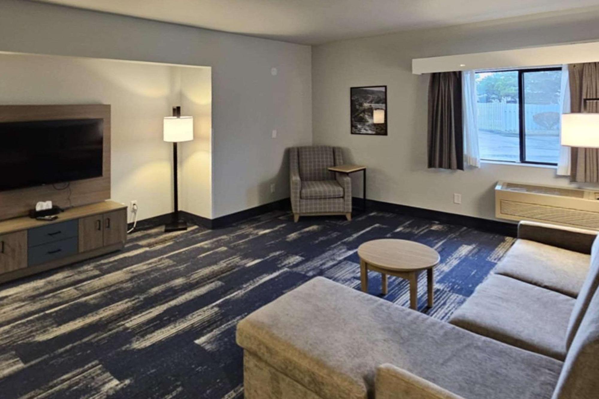 קוס ביי Edgewater Inn And Suites, Ascend Hotel Collection מראה חיצוני תמונה