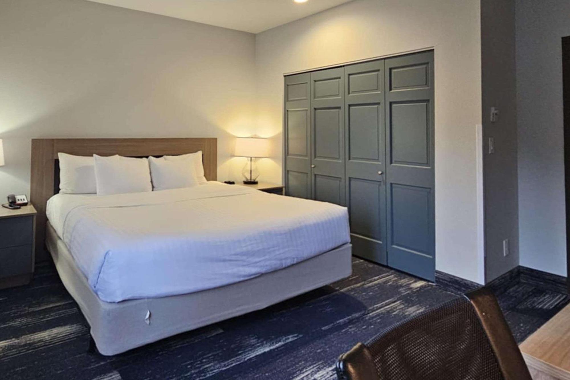 קוס ביי Edgewater Inn And Suites, Ascend Hotel Collection מראה חיצוני תמונה