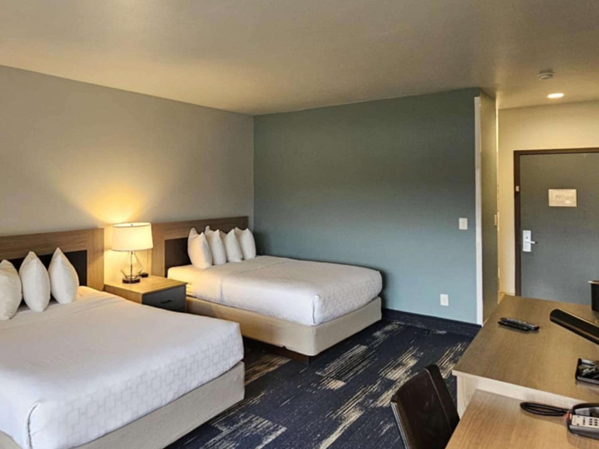קוס ביי Edgewater Inn And Suites, Ascend Hotel Collection מראה חיצוני תמונה