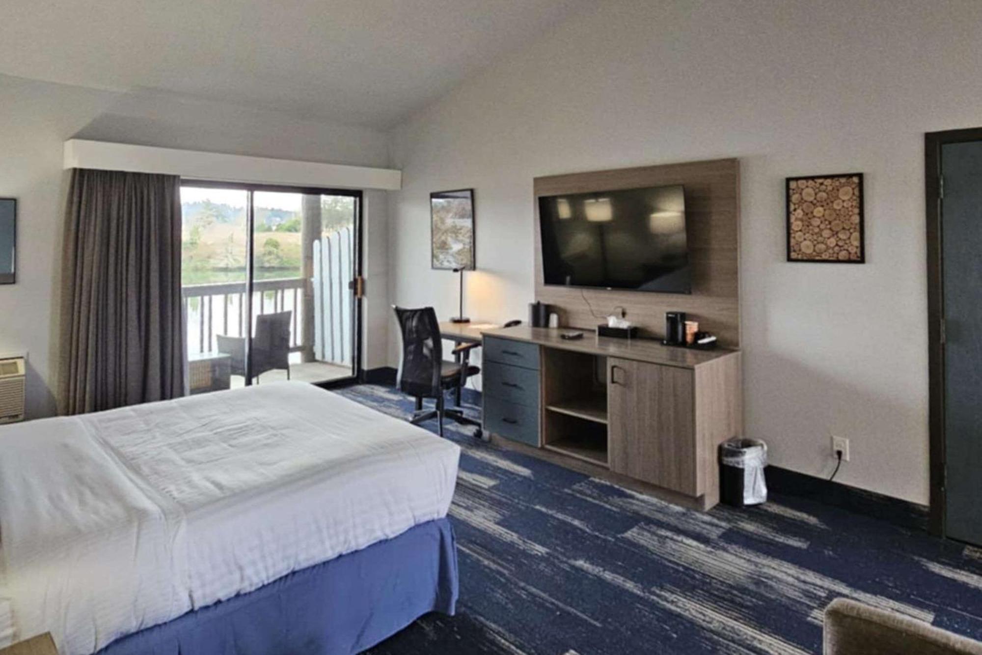 קוס ביי Edgewater Inn And Suites, Ascend Hotel Collection מראה חיצוני תמונה