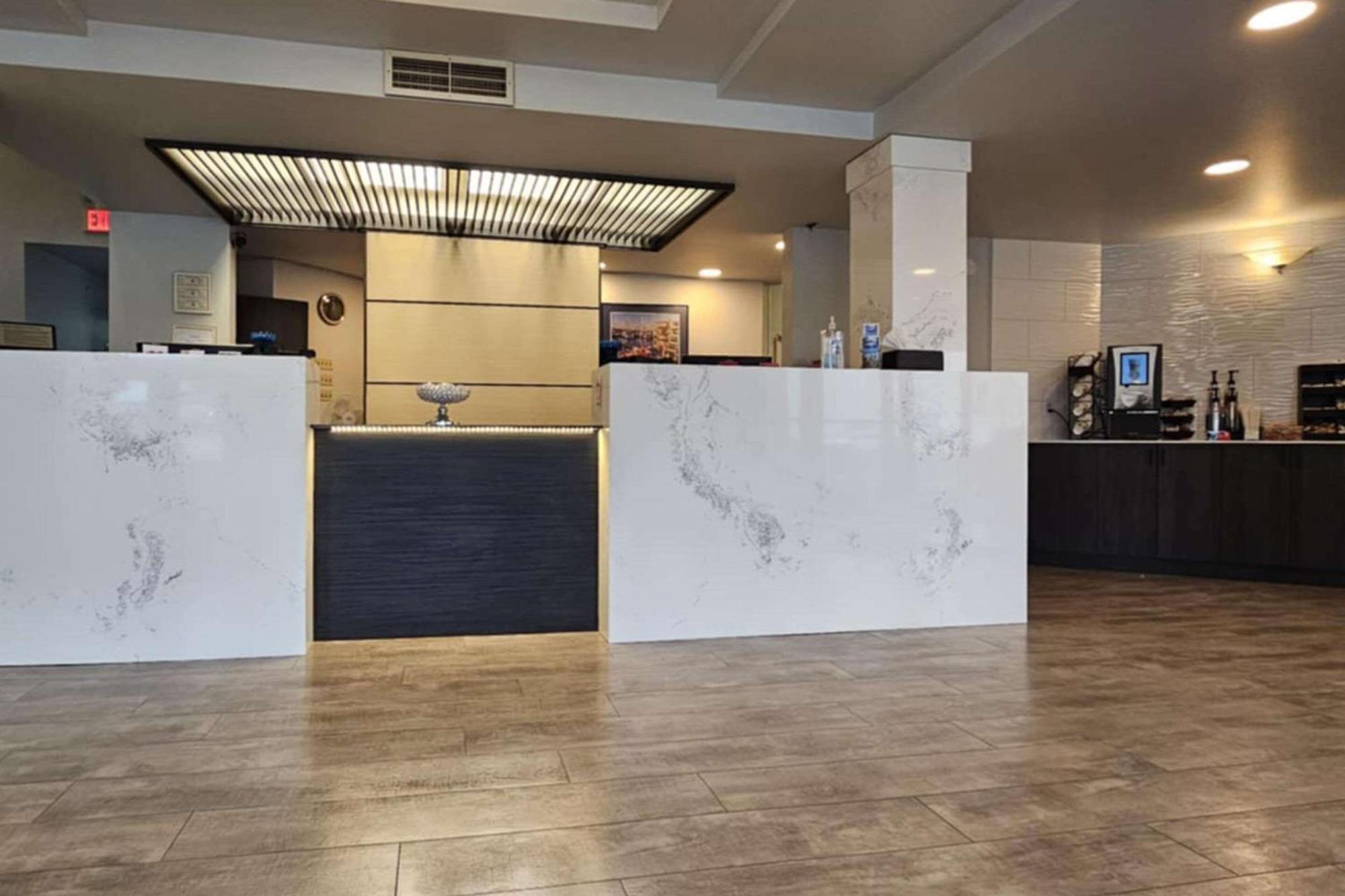 קוס ביי Edgewater Inn And Suites, Ascend Hotel Collection מראה חיצוני תמונה